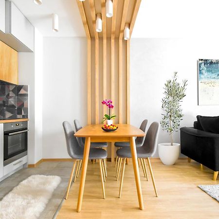 Downtown - Netflix - Ac - Next To Metro And Train Villa София Екстериор снимка
