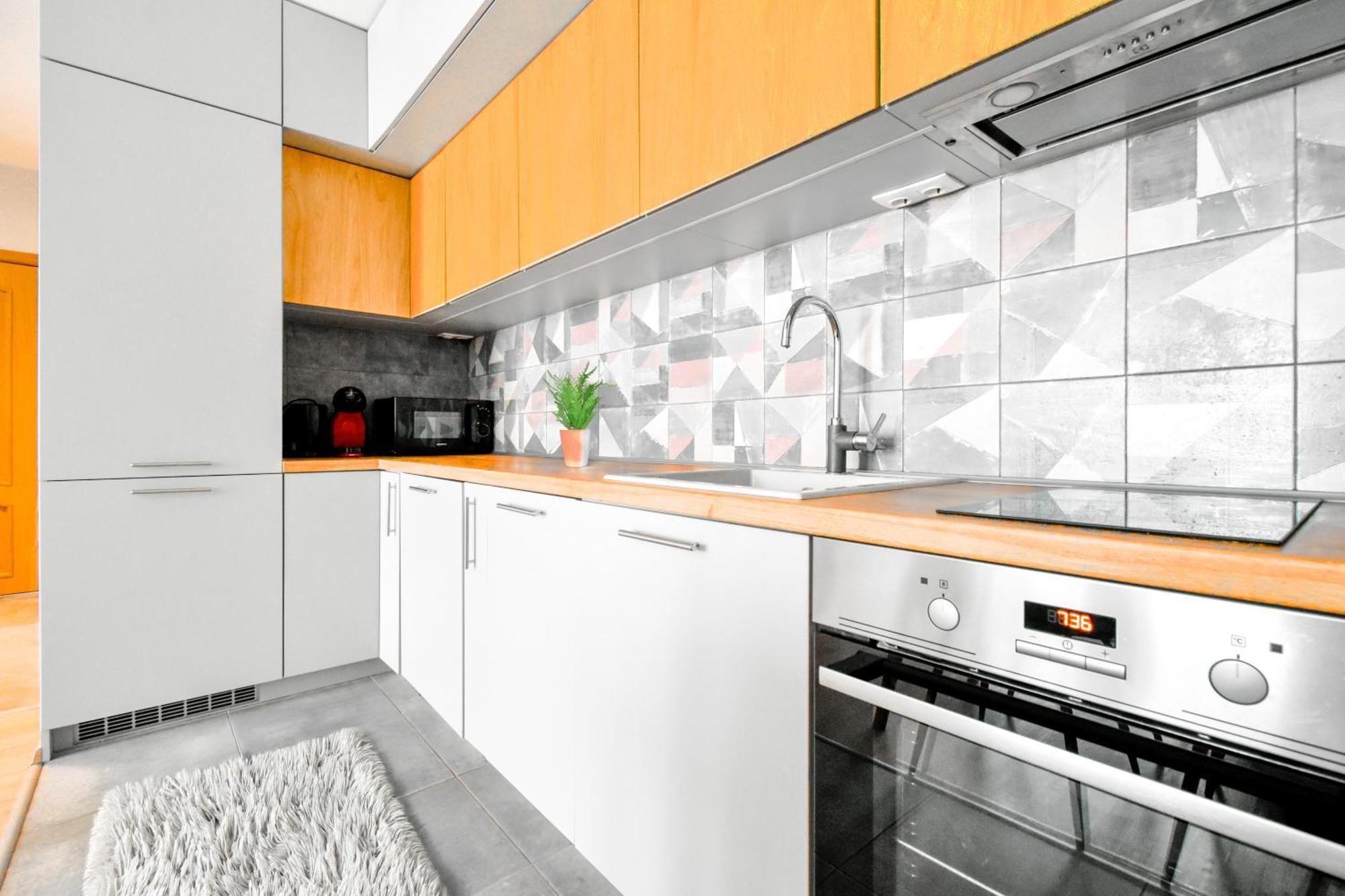 Downtown - Netflix - Ac - Next To Metro And Train Villa София Екстериор снимка
